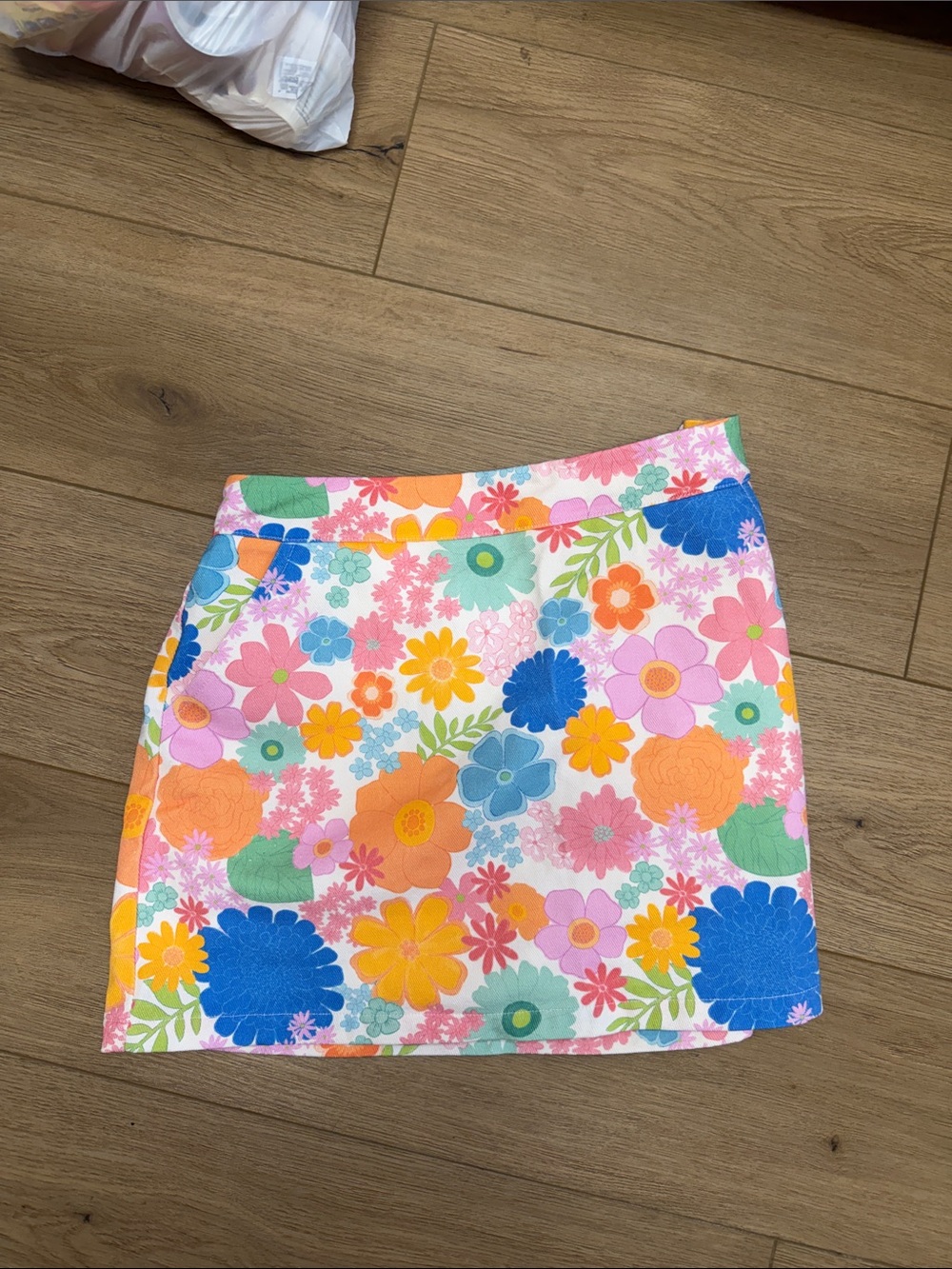 Floral Multicolor pink lilly Mini Skirt - Women's Floral Print